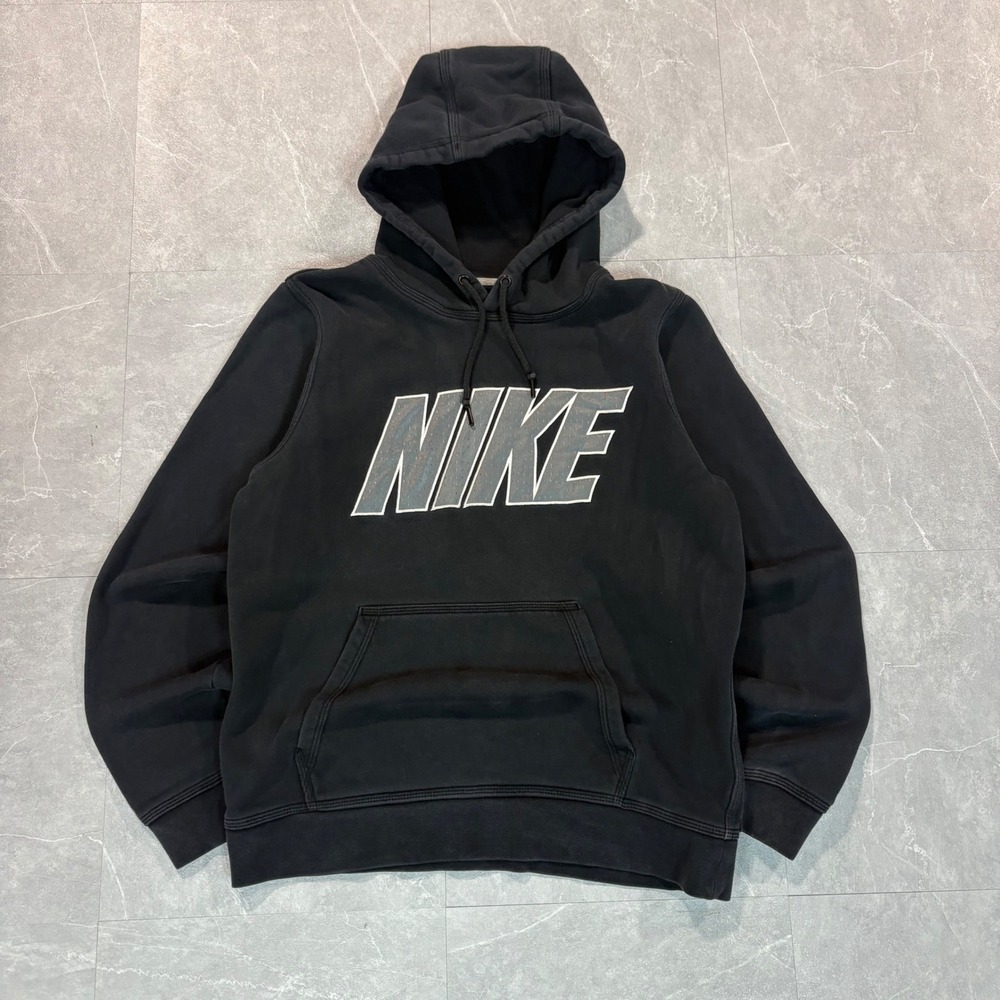 Y2K black Nike hoodie